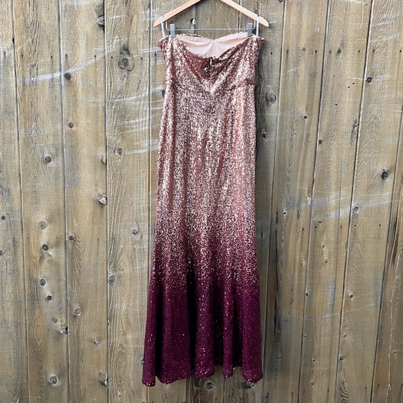 Burgundy and Rose Gold Ombre “Kiss Me” Strapless Maxi Dress 🌿 - Picture 6 of 11